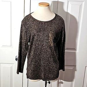 Brittany nicole vintage 1980 top. Black with gold metallic. Single pocket medium